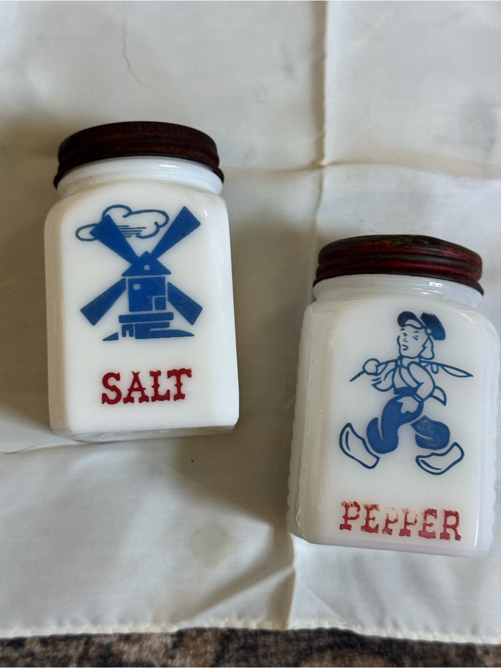 Vintage 1940s–50s Milk Glass Dutch Salt & Pepper Shakers Hazel-Atlas